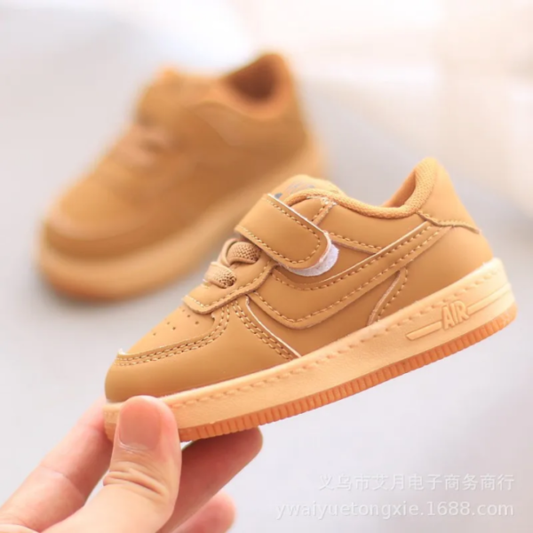 Chaussure 8