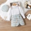Bébé fille tenue 3